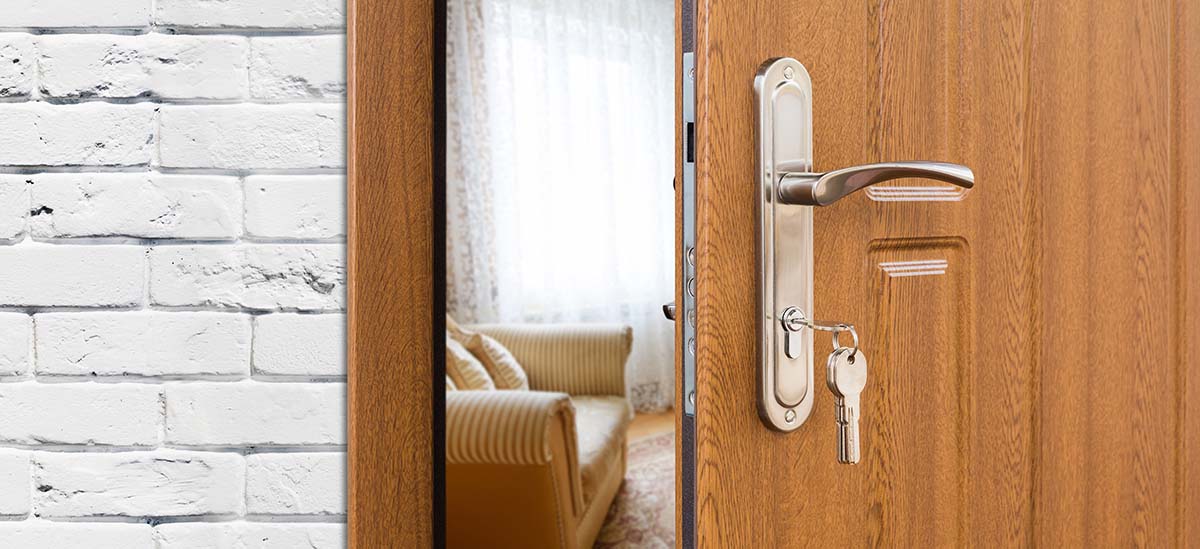 fenêtres et portes en bois